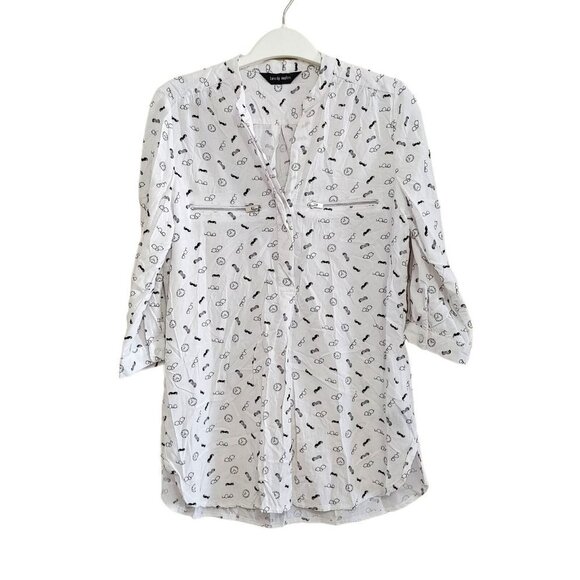 Brody Myles All Over Print 1/2 Button Up Top Size Small White 3/4 Sleeve Rayon - Picture 1 of 5